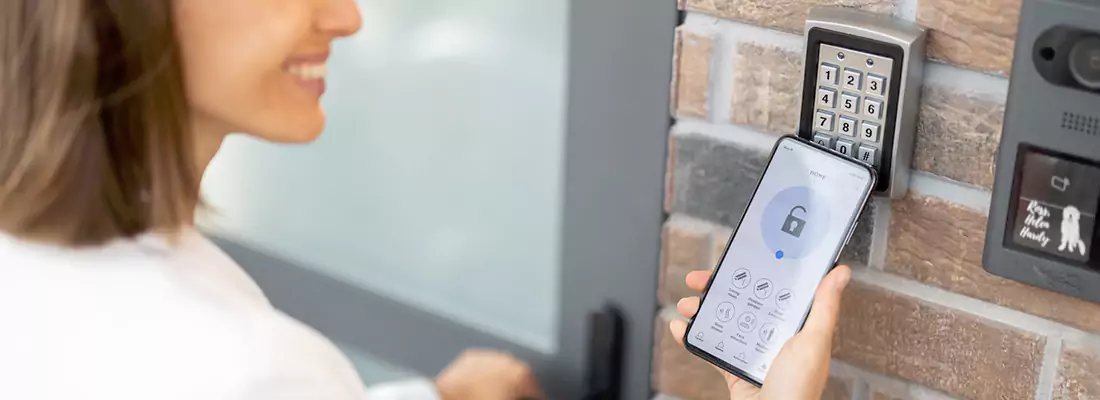 Seamless Integration of NFC Locks with Existing Security Systems in Buenaventura Lakes, FL